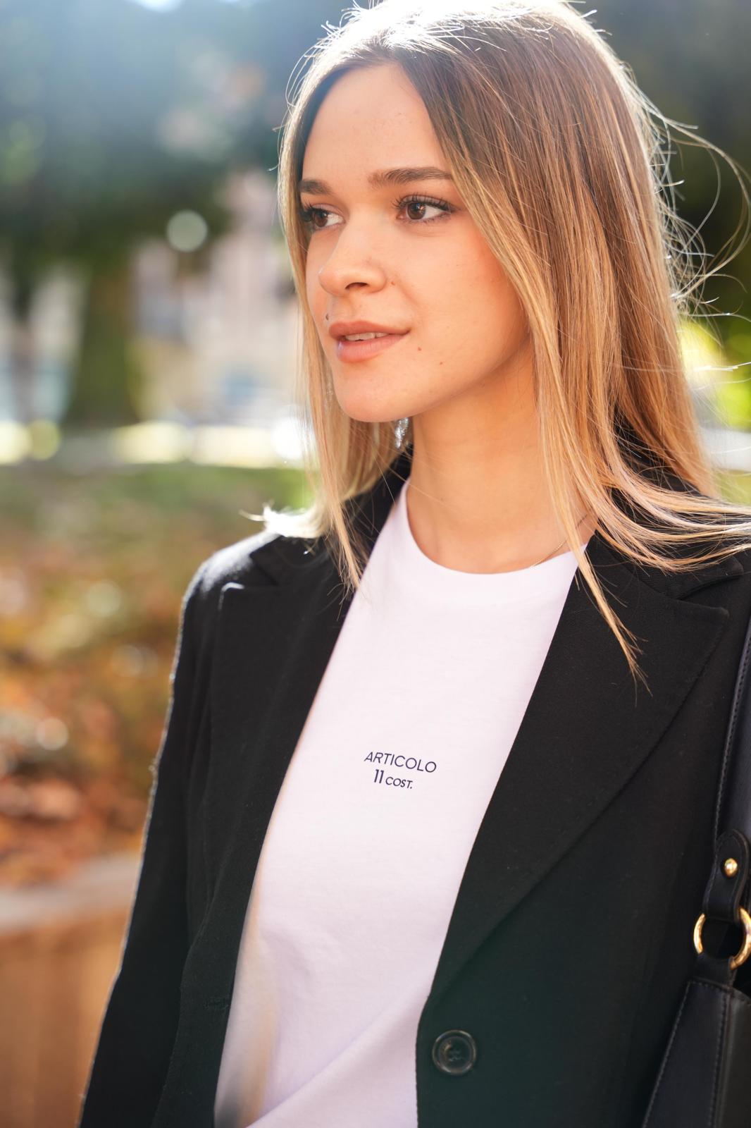 T-shirt articolo 11 cost. bianca